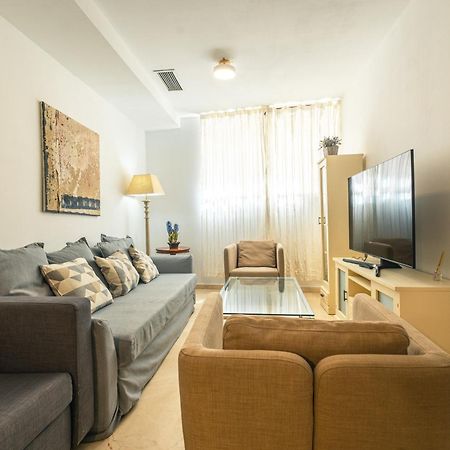 Grande Apartamento Familiar Севілья Екстер'єр фото