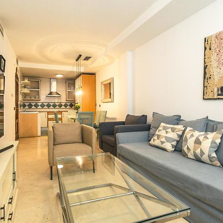 Grande Apartamento Familiar Севілья Екстер'єр фото