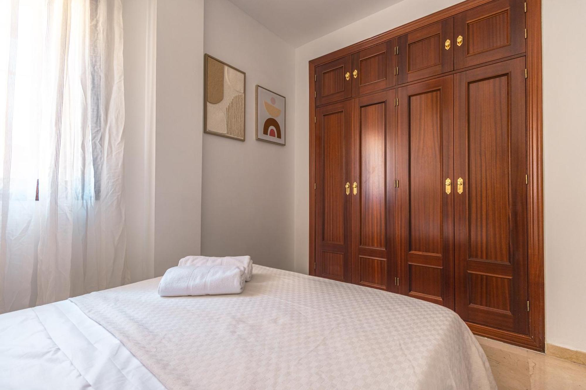Grande Apartamento Familiar Севілья Екстер'єр фото
