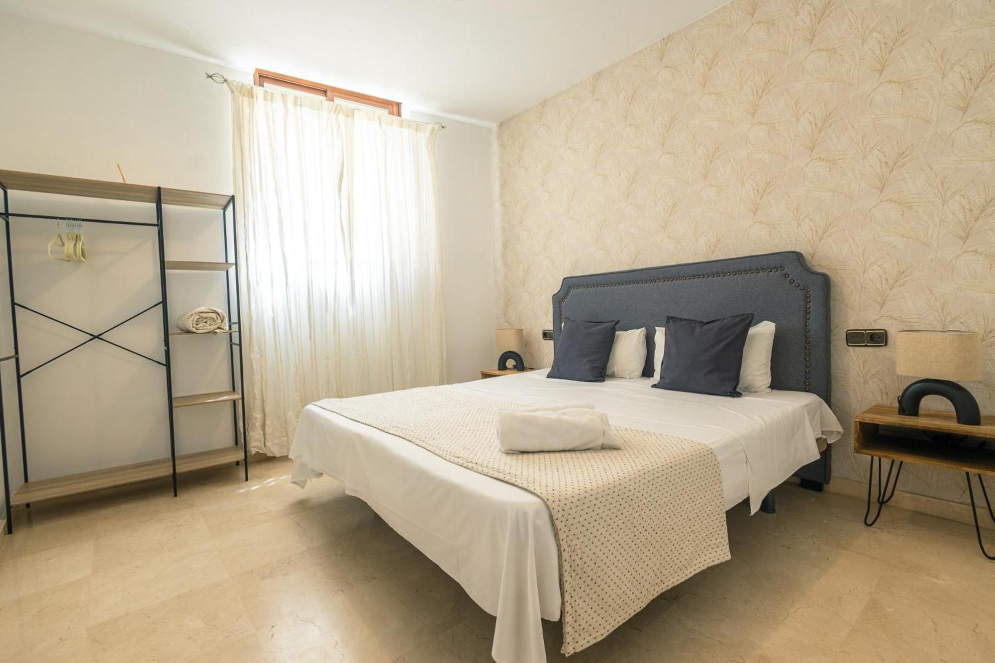 Grande Apartamento Familiar Севілья Екстер'єр фото